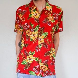 Floral Short Sleeve Button Down- Red